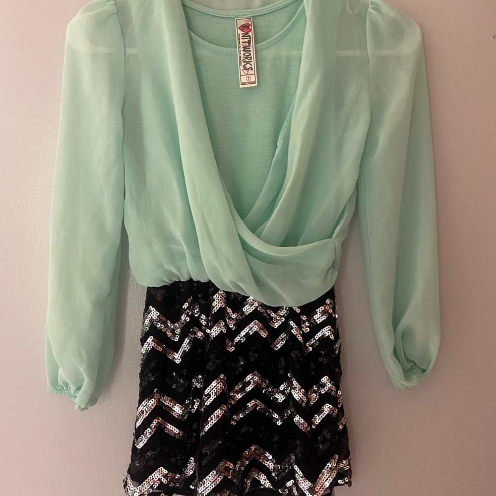 Girls dress